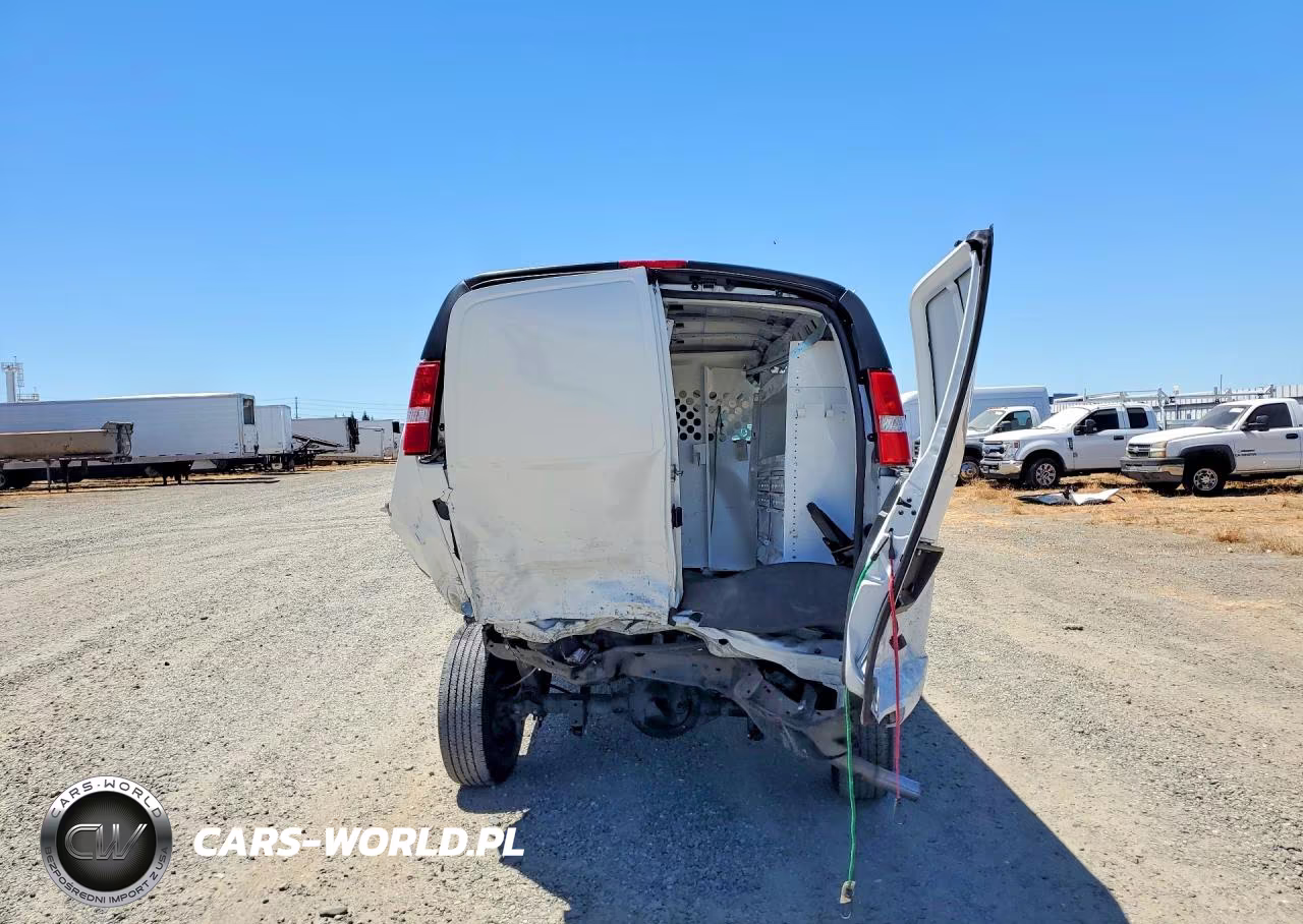 2023 Chevrolet Express G2500 VIN:1GCWGAFP9P1220628 - 6