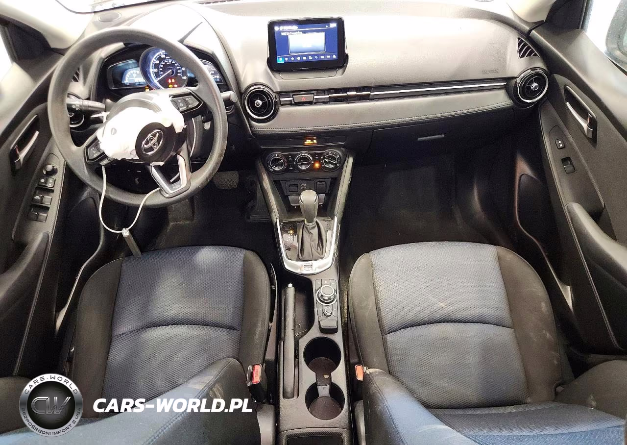 2019 Toyota Yaris VIN:3MYDLBYV3KY508977 - 8