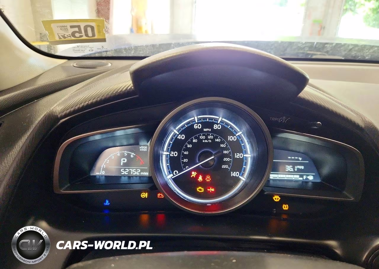 2019 Toyota Yaris VIN:3MYDLBYV3KY508977 - 9