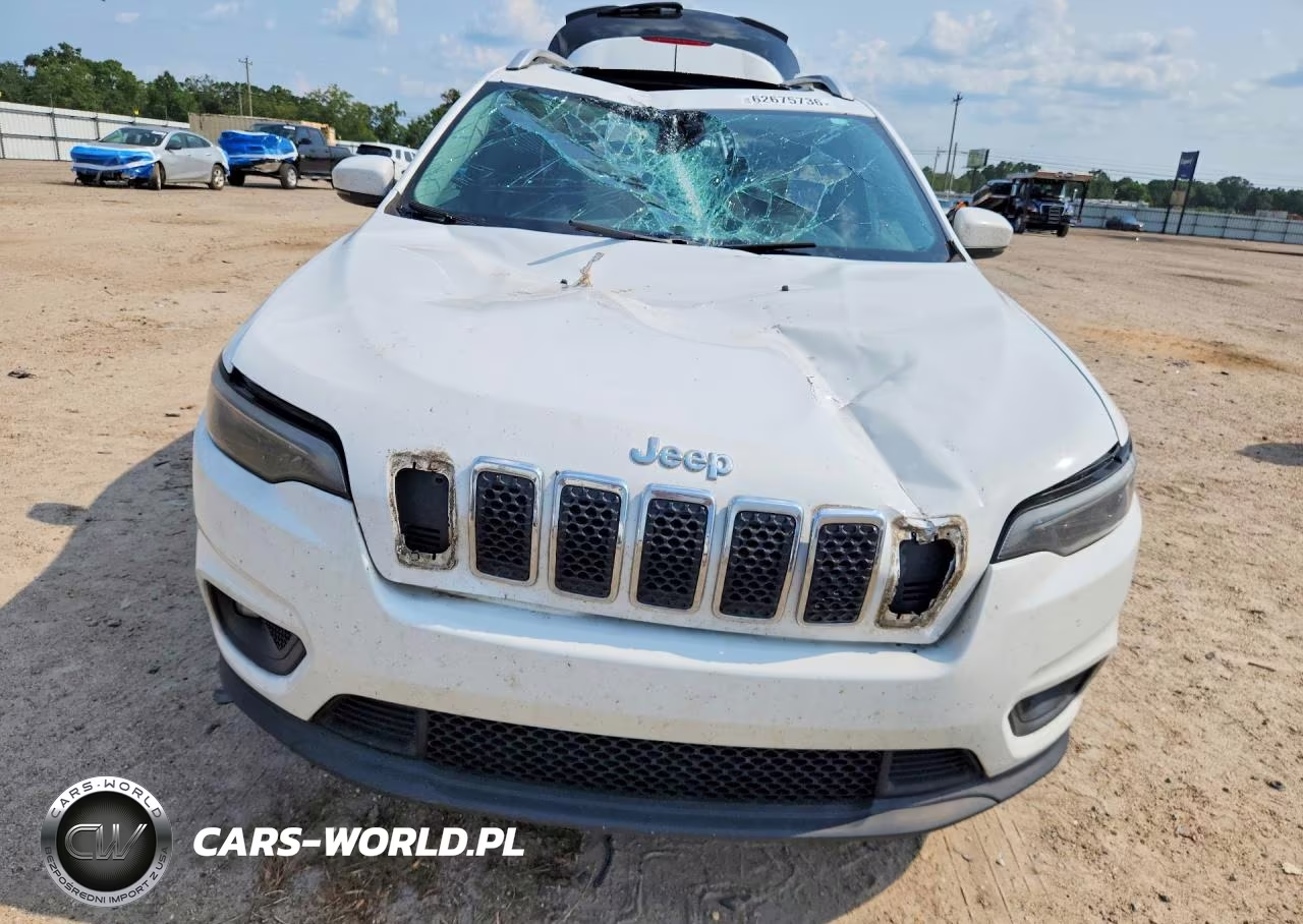 2019 Jeep Cherokee Latitude Plus VIN:1C4PJLLBXKD348457 - 5
