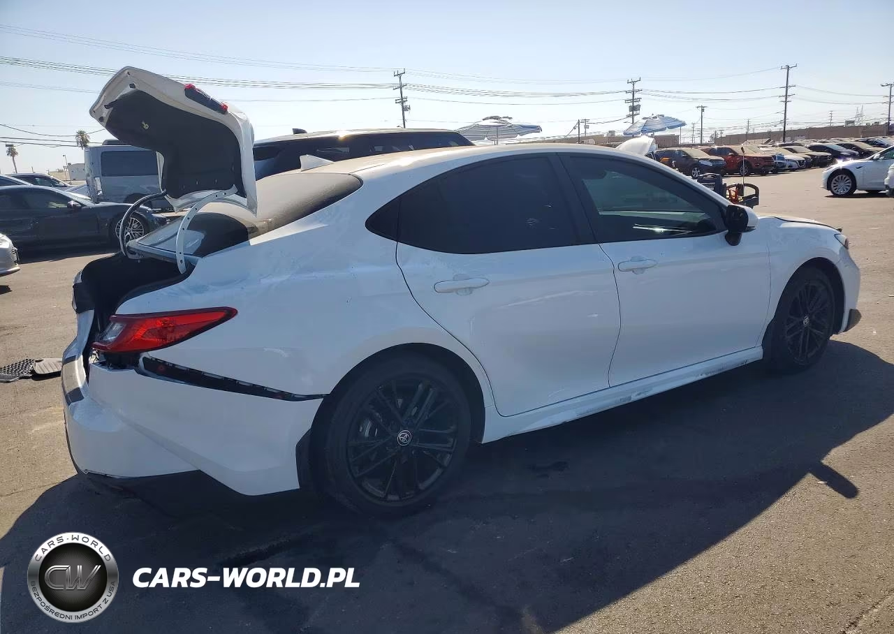 2025 Toyota Camry Se VIN:4T1DAACK0SU068419 - 3