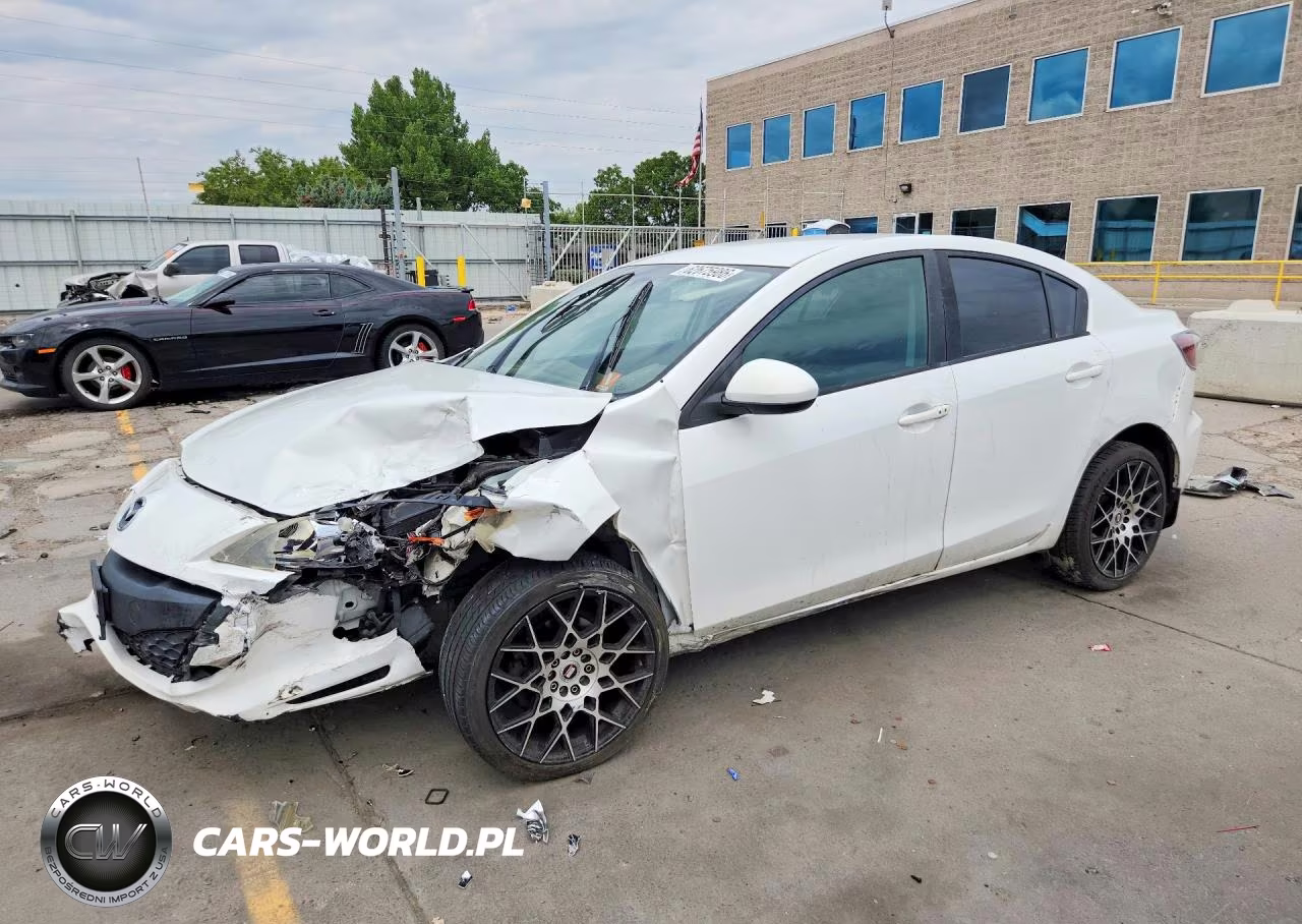 2013 Mazda 3 I – zdjęcie 1 z 12