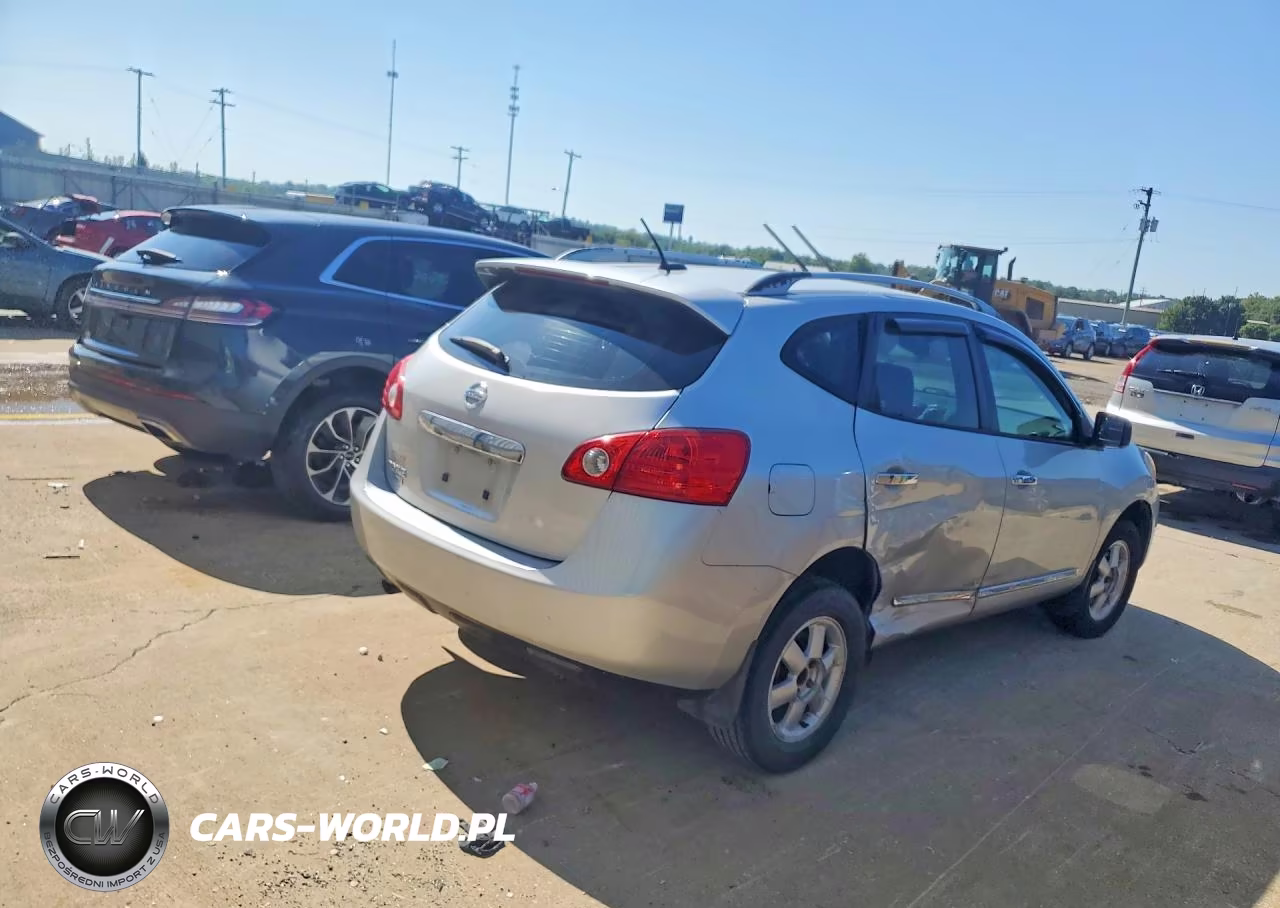2014 Nissan Rogue Select S VIN:JN8AS5MT0EW610859 - 3