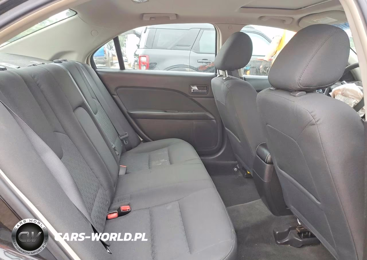 2011 Ford Fusion Se VIN:3FAHP0HA3BR160314 - 10