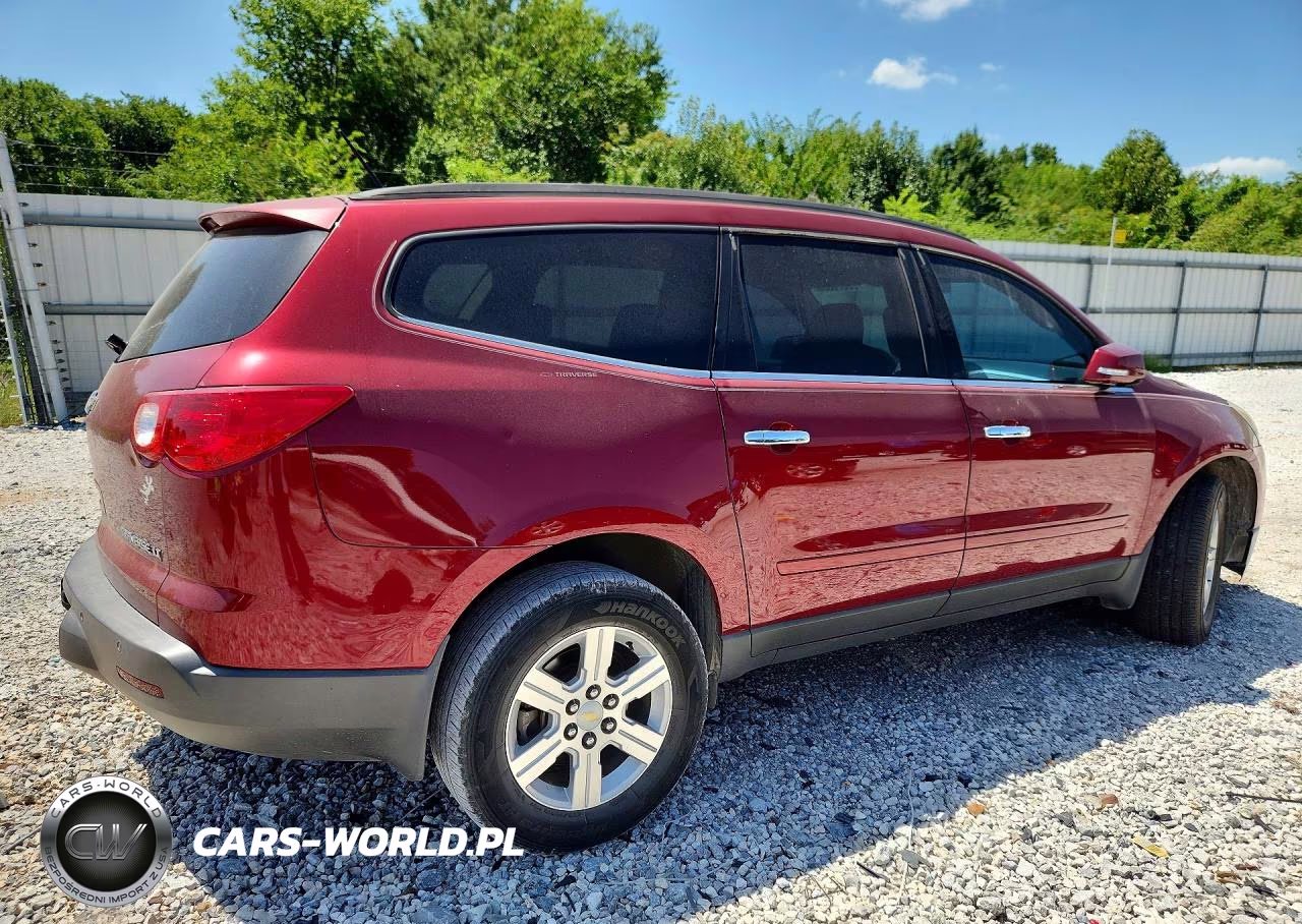2010 Chevrolet Traverse Lt VIN:1GNLVFED2AJ258214 - 3