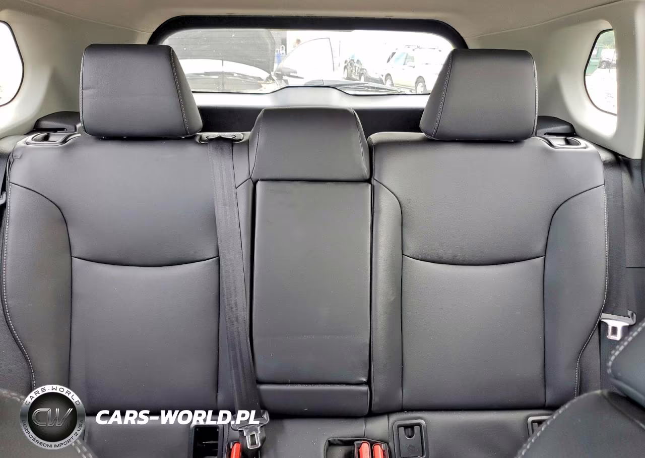 2023 Toyota Corolla Cross Xle VIN:7MUDAABG3PV049625 - 10