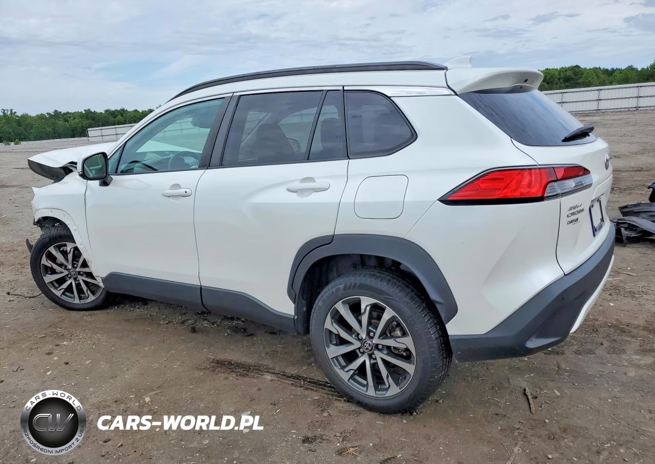 2023 Toyota Corolla Cross Xle VIN:7MUDAABG3PV049625 - 2