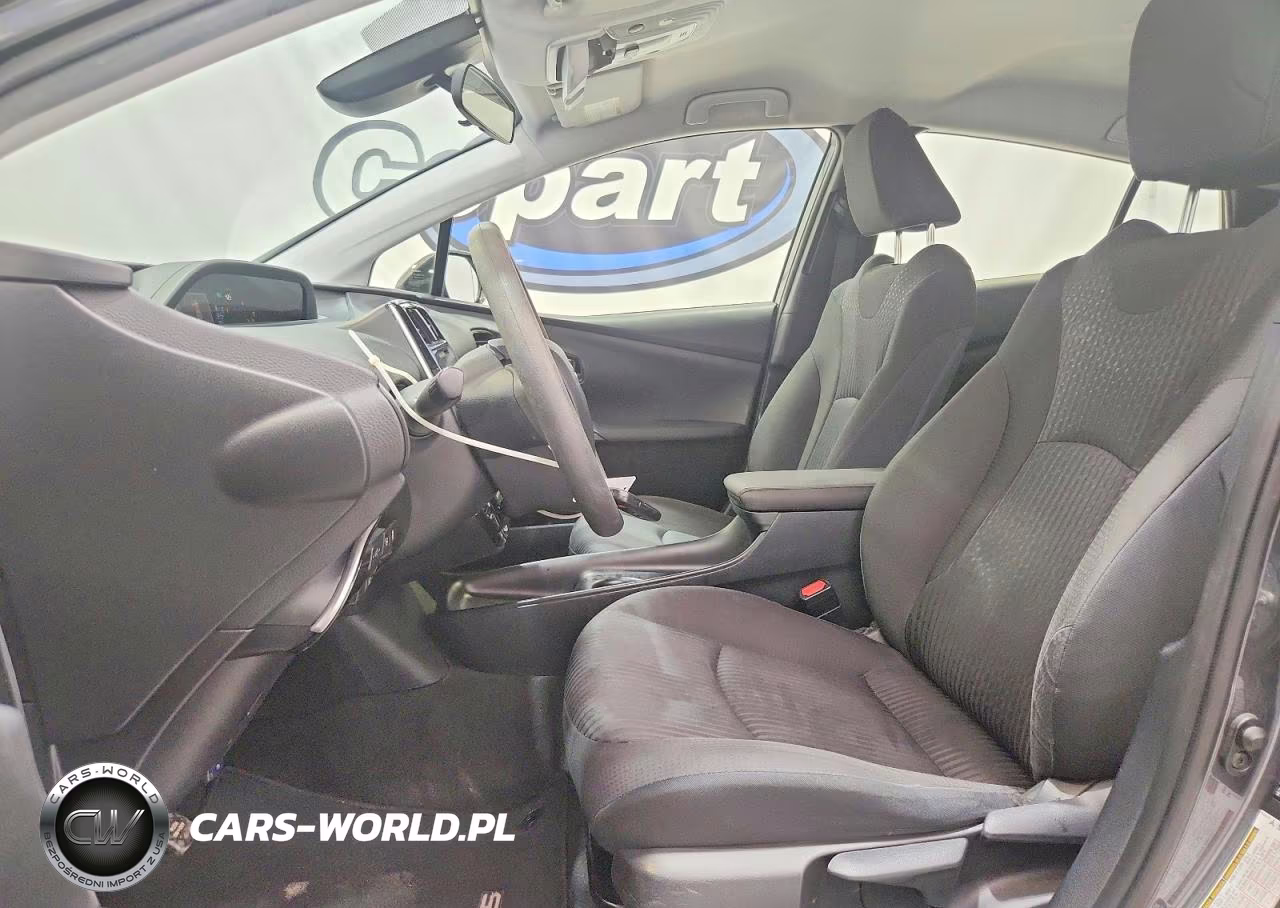 2017 Toyota Prius Two VIN:JTDKBRFU6H3043995 - 7