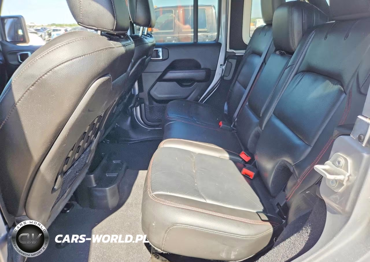 2018 Jeep Wrangler Unlimited Rubicon VIN:1C4HJXFG0JW191527 - 10