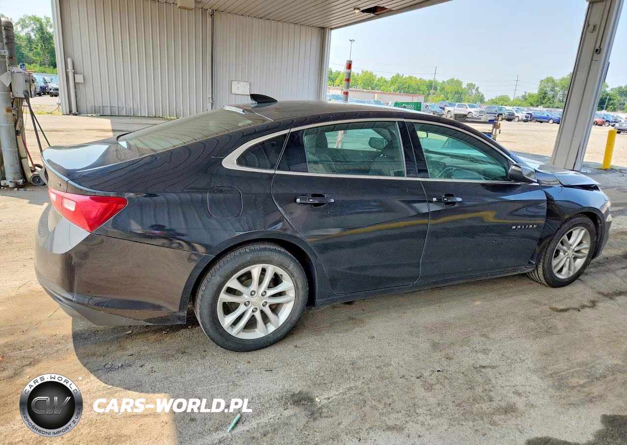 2017 Chevrolet Malibu Lt VIN:1G1ZE5ST9HF196521 - 3