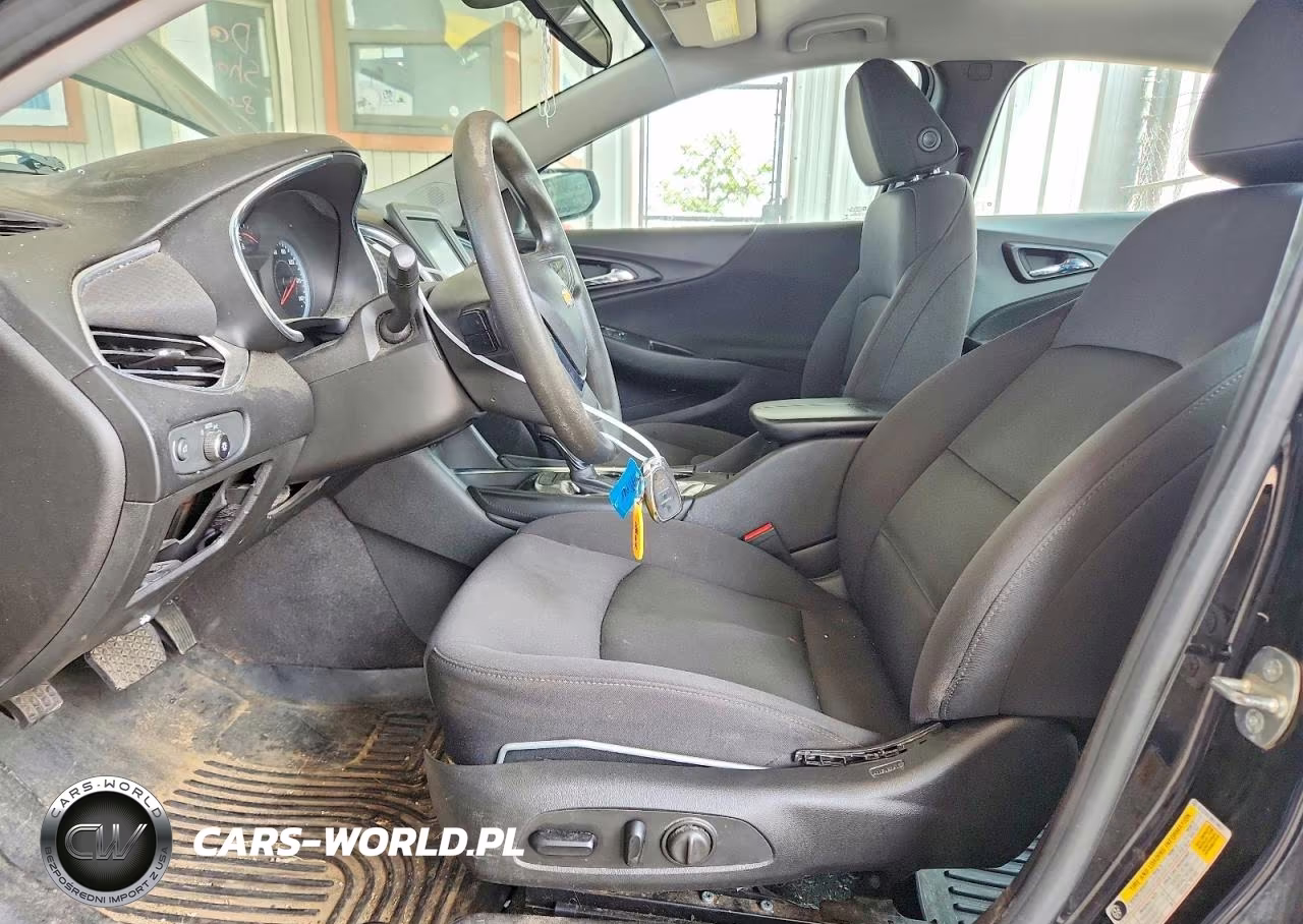 2017 Chevrolet Malibu Lt VIN:1G1ZE5ST9HF196521 - 7