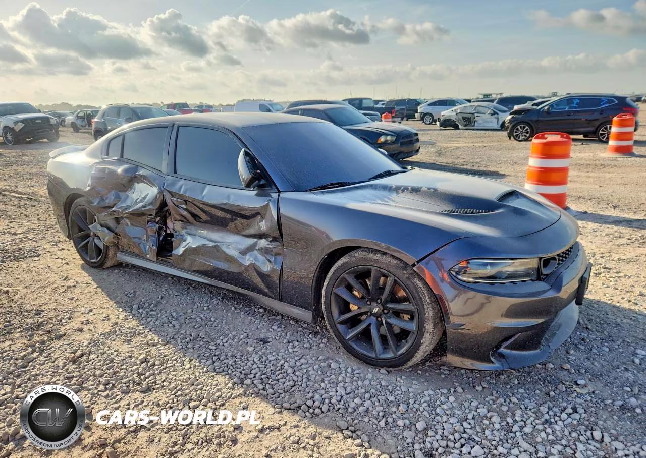 2019 Dodge Charger R-T VIN:2C3CDXCTXKH682131 - 4