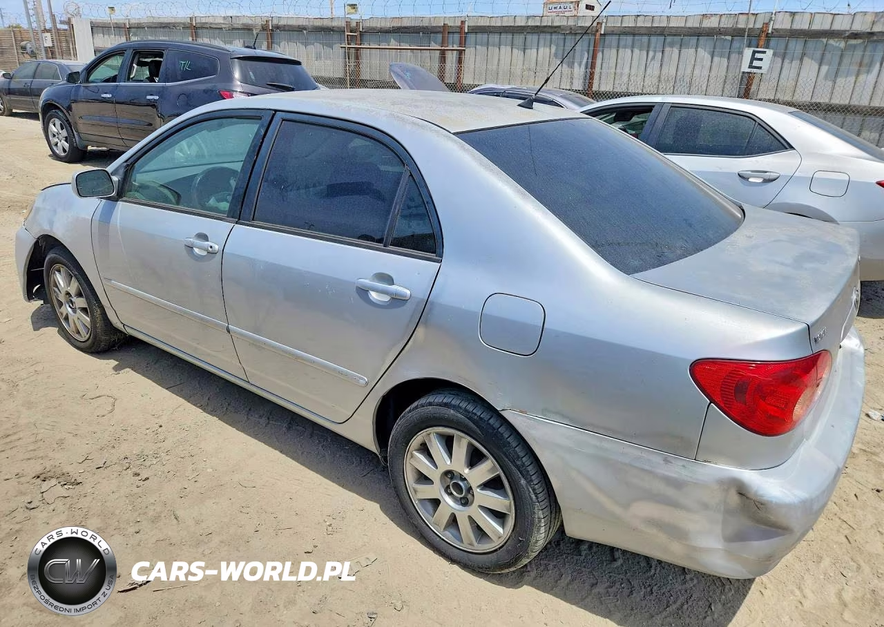 2008 Toyota Corolla Le VIN:1NXBR32E68Z025834 - 2