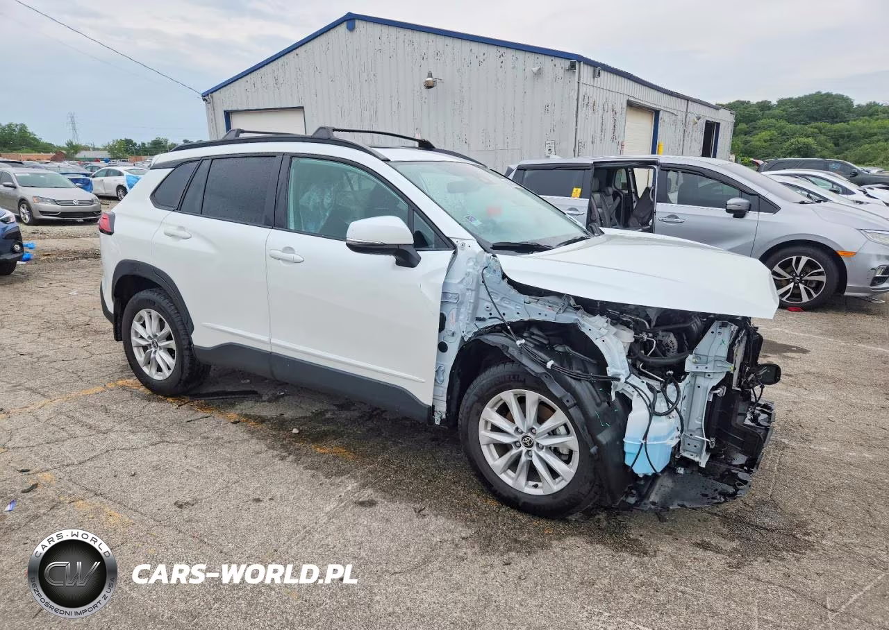 2022 Toyota Corolla Cross Le VIN:7MUBAABG9NV021574 - 4