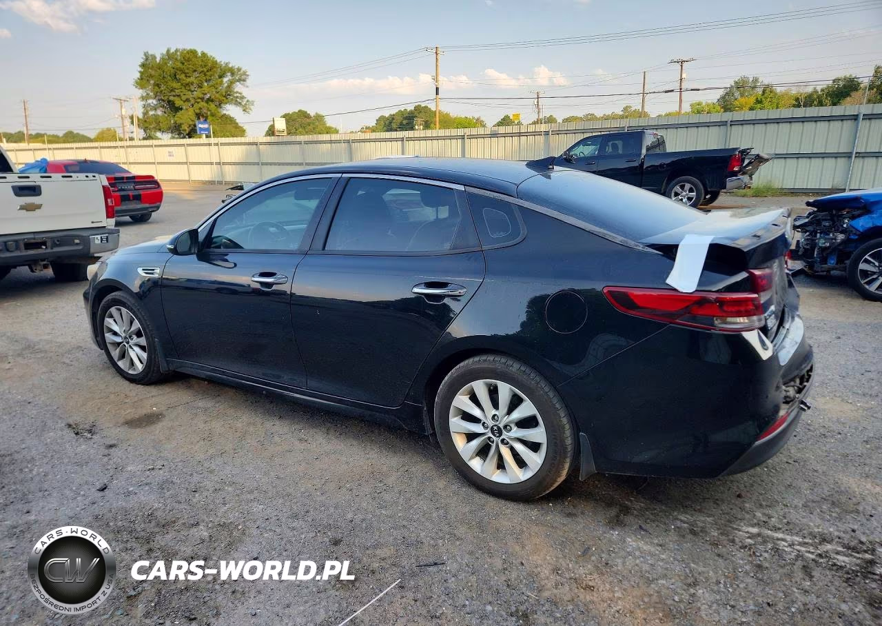 2018 Kia Optima S VIN:5XXGT4L38JG239251 - 2