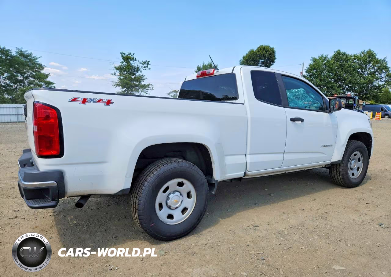 2017 Chevrolet Colorado VIN:1GCHTBEA2H1189831 - 3