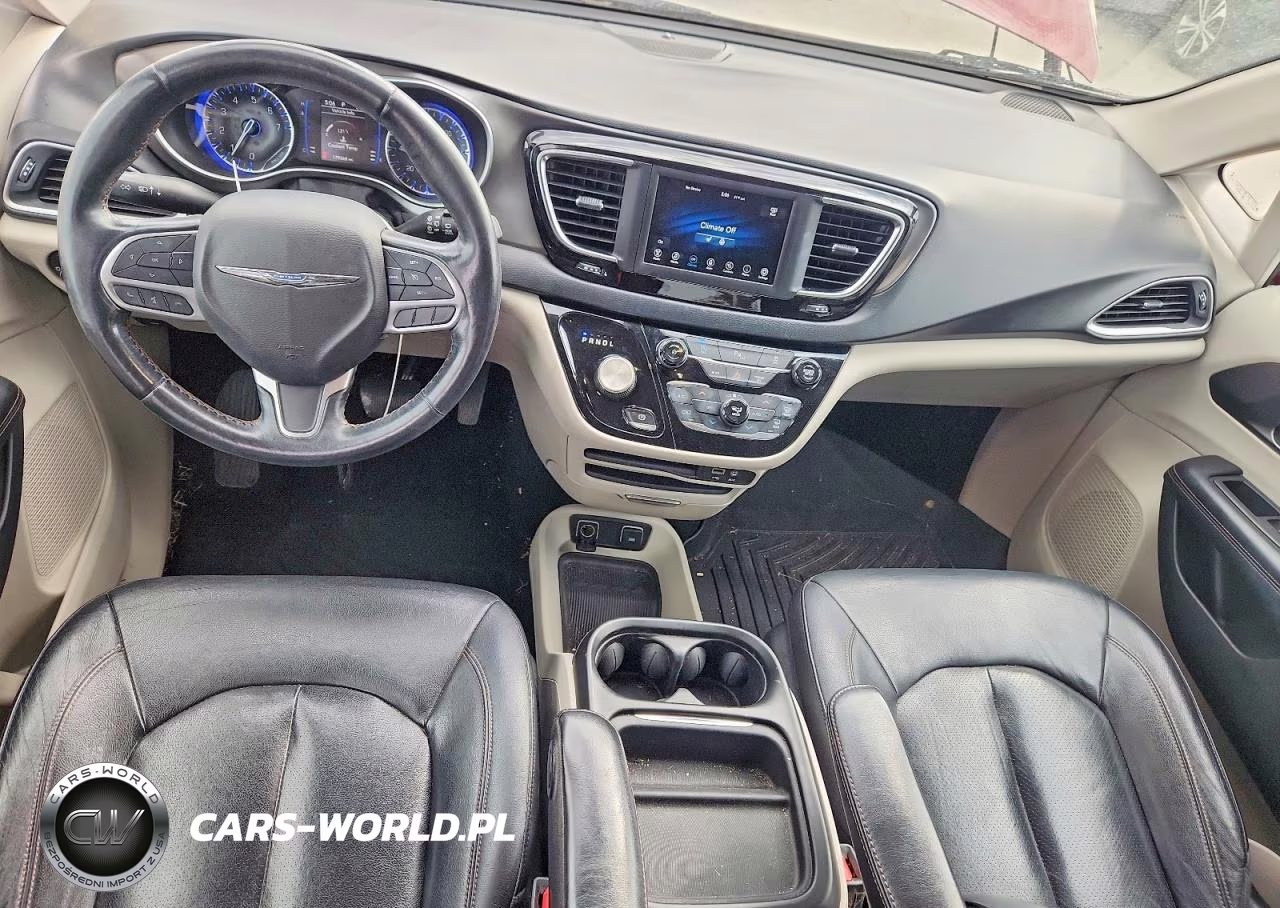 2020 Chrysler Pacifica Touring L VIN:2C4RC1BGXLR124088 - 8