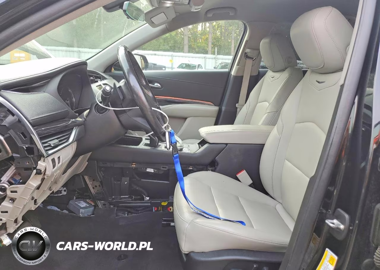 2019 Cadillac Xt4 Luxury VIN:1GYFZBR45KF197579 - 7