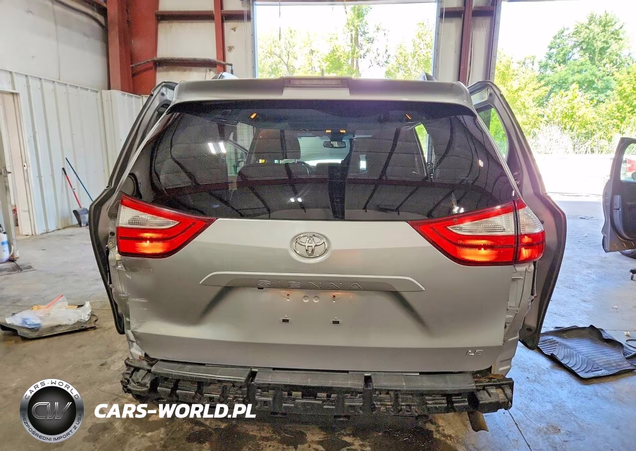 2018 Toyota Sienna Le VIN:5TDKZ3DC4JS938196 - 6