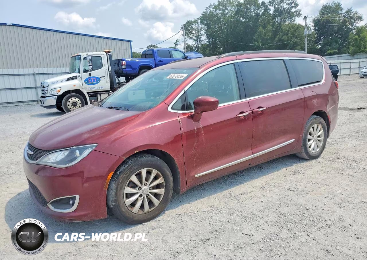 2017 Chrysler Pacifica Touring L