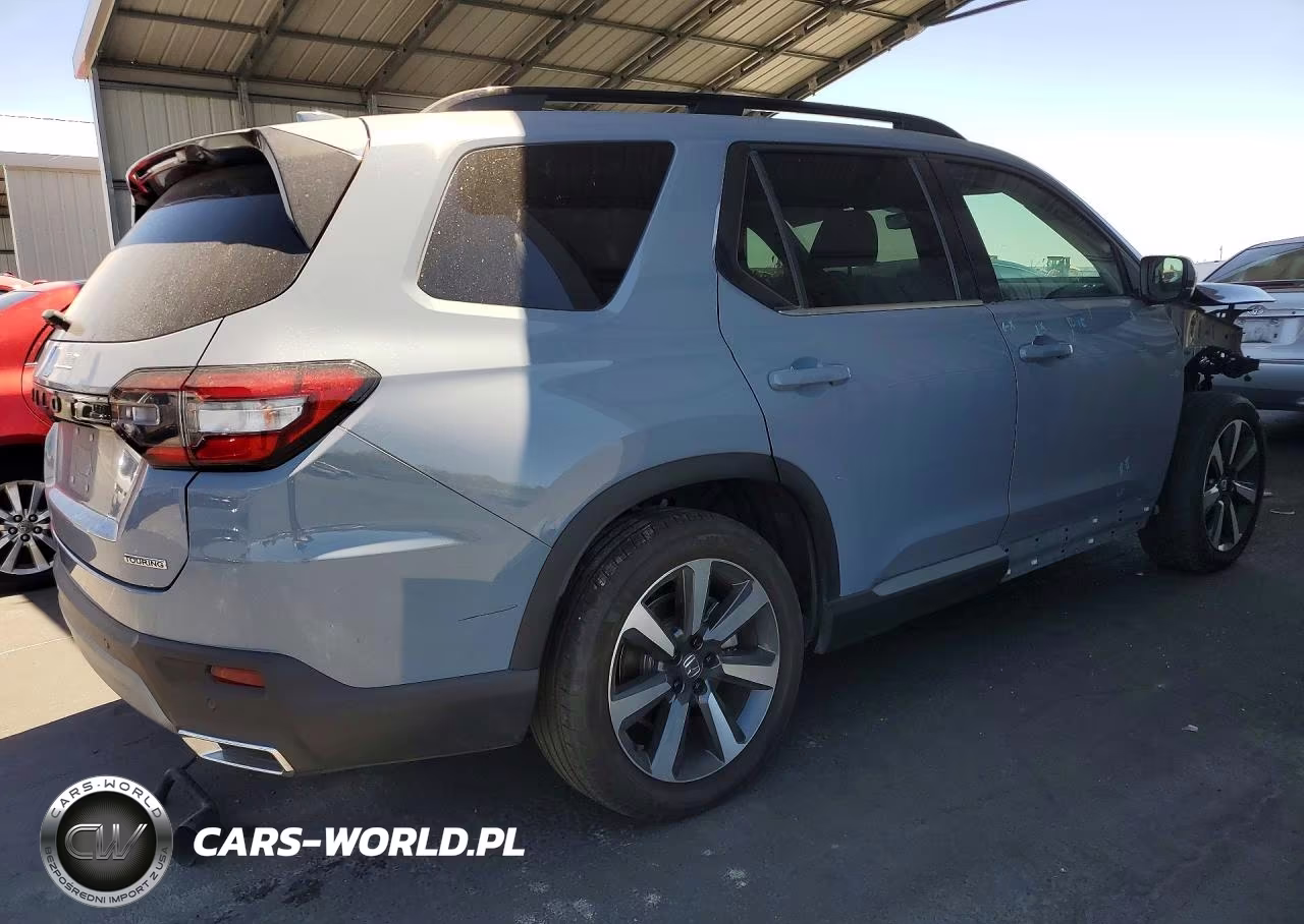 2025 Honda Pilot Touring VIN:5FNYG2H7XSB018523 - 3