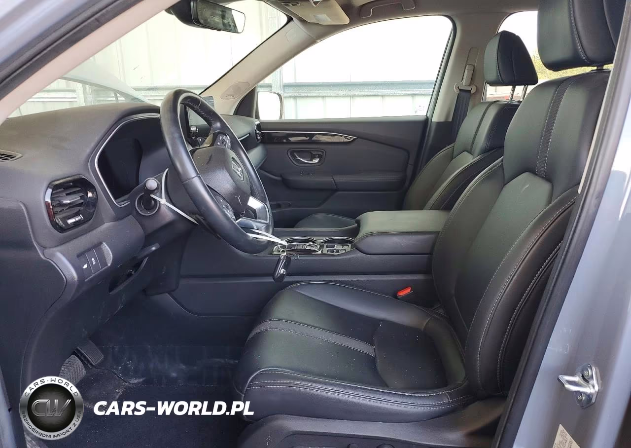 2025 Honda Pilot Touring VIN:5FNYG2H7XSB018523 - 7