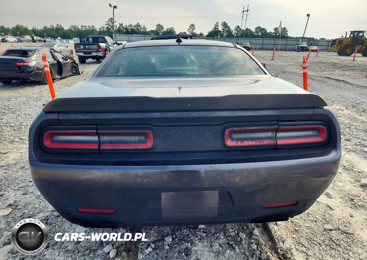 2016 Dodge Challenger R-T VIN:2C3CDZBT4GH245925 - 6