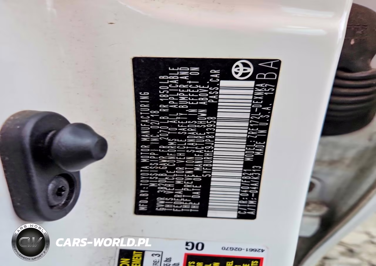 2018 Toyota Corolla Le VIN:5YFBURHE9JP813958 - 12