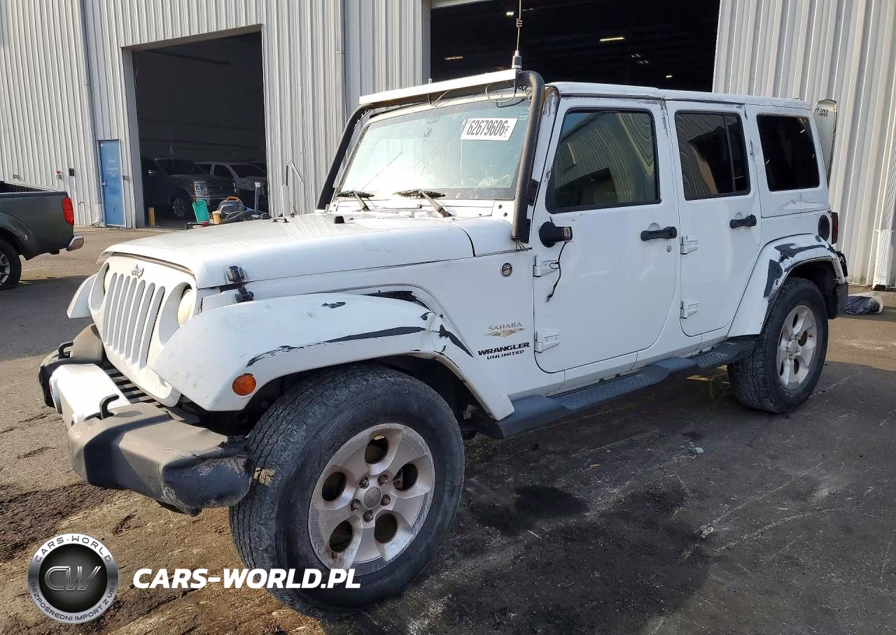2014 Jeep Wrangler Unlimited Sahara – zdjęcie 1 z 13
