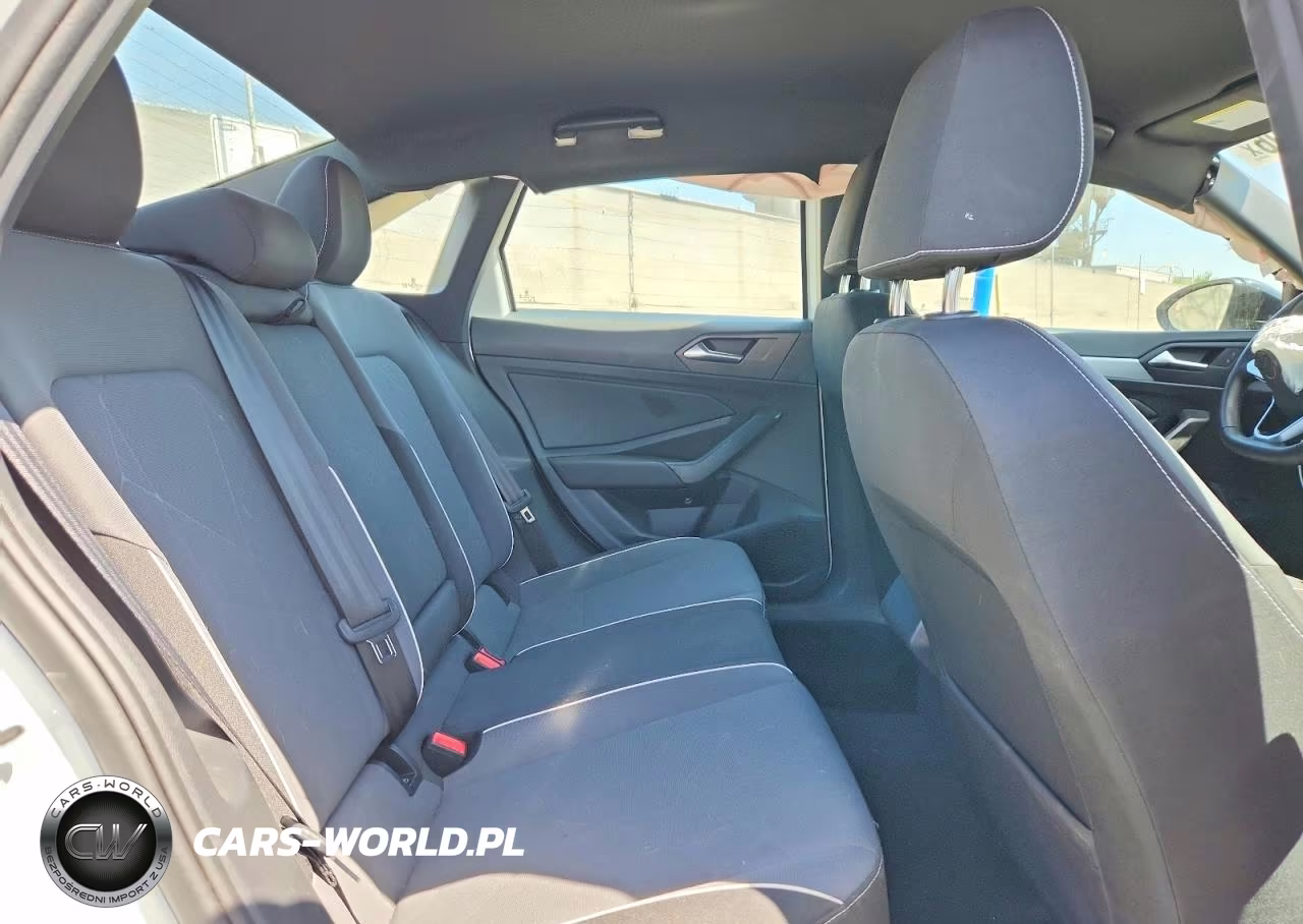 2025 Volkswagen Jetta Sport VIN:3VWBX7BU6SM038150 - 10