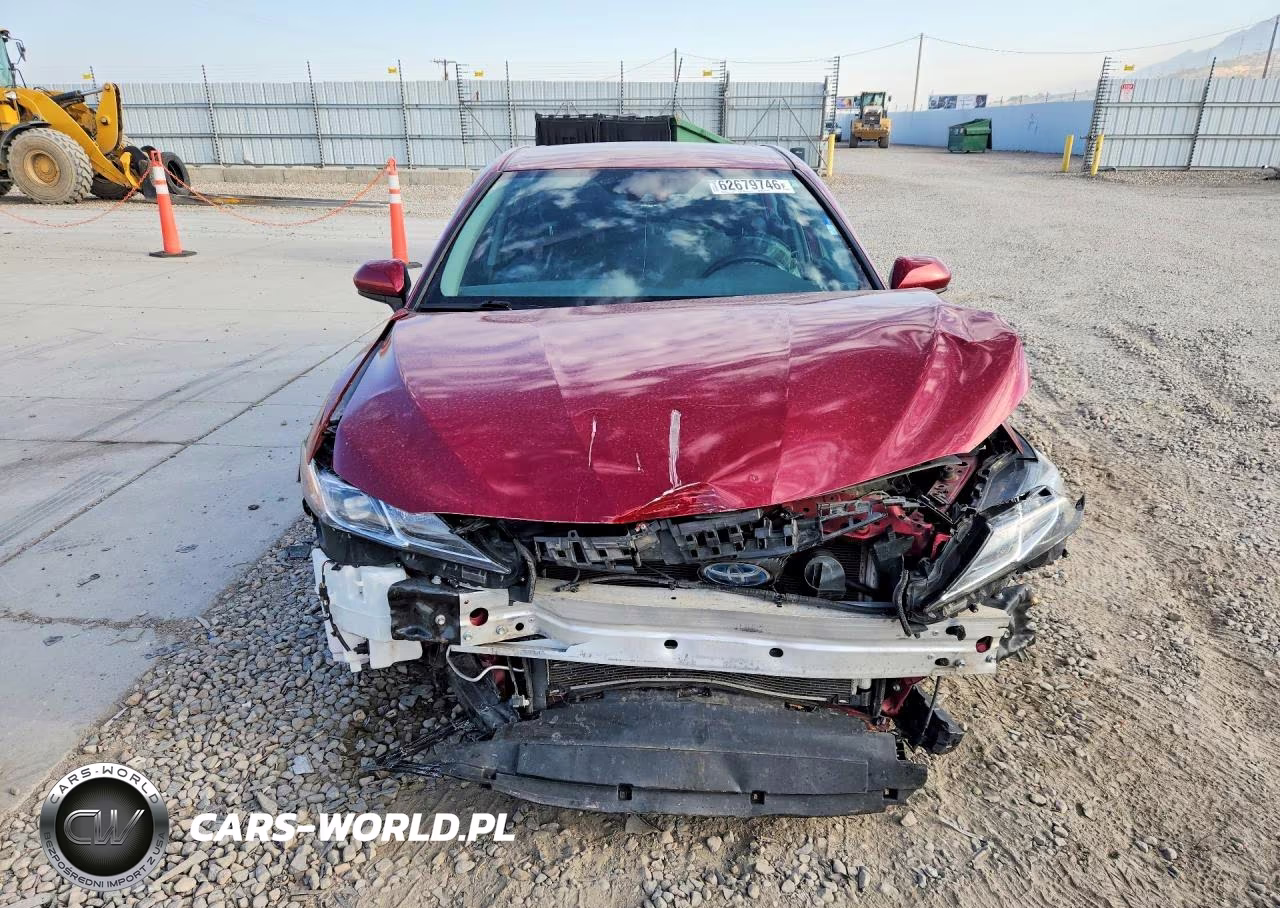 2020 Toyota Camry Le VIN:4T1C31AK6LU531156 - 5