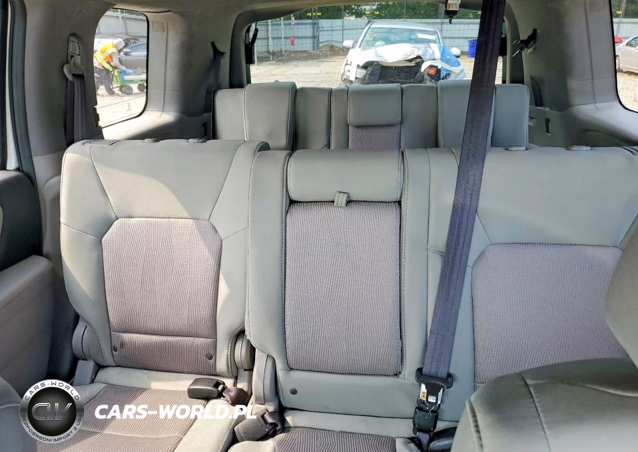 2015 Honda Pilot Se VIN:5FNYF3H33FB027852 - 10