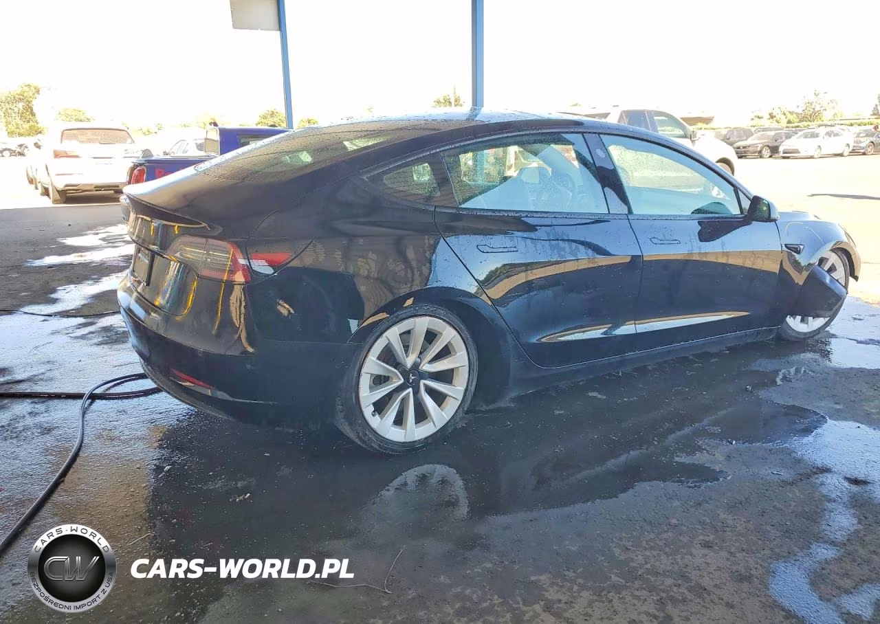 2022 Tesla Model 3 VIN:5YJ3E1EA5NF369676 - 3