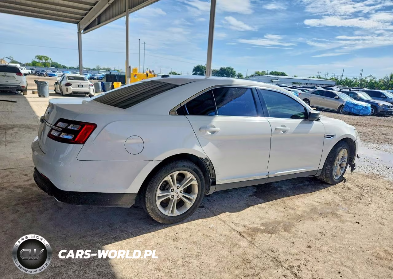 2019 Ford Taurus Se VIN:1FAHP2D8XKG106935 - 3