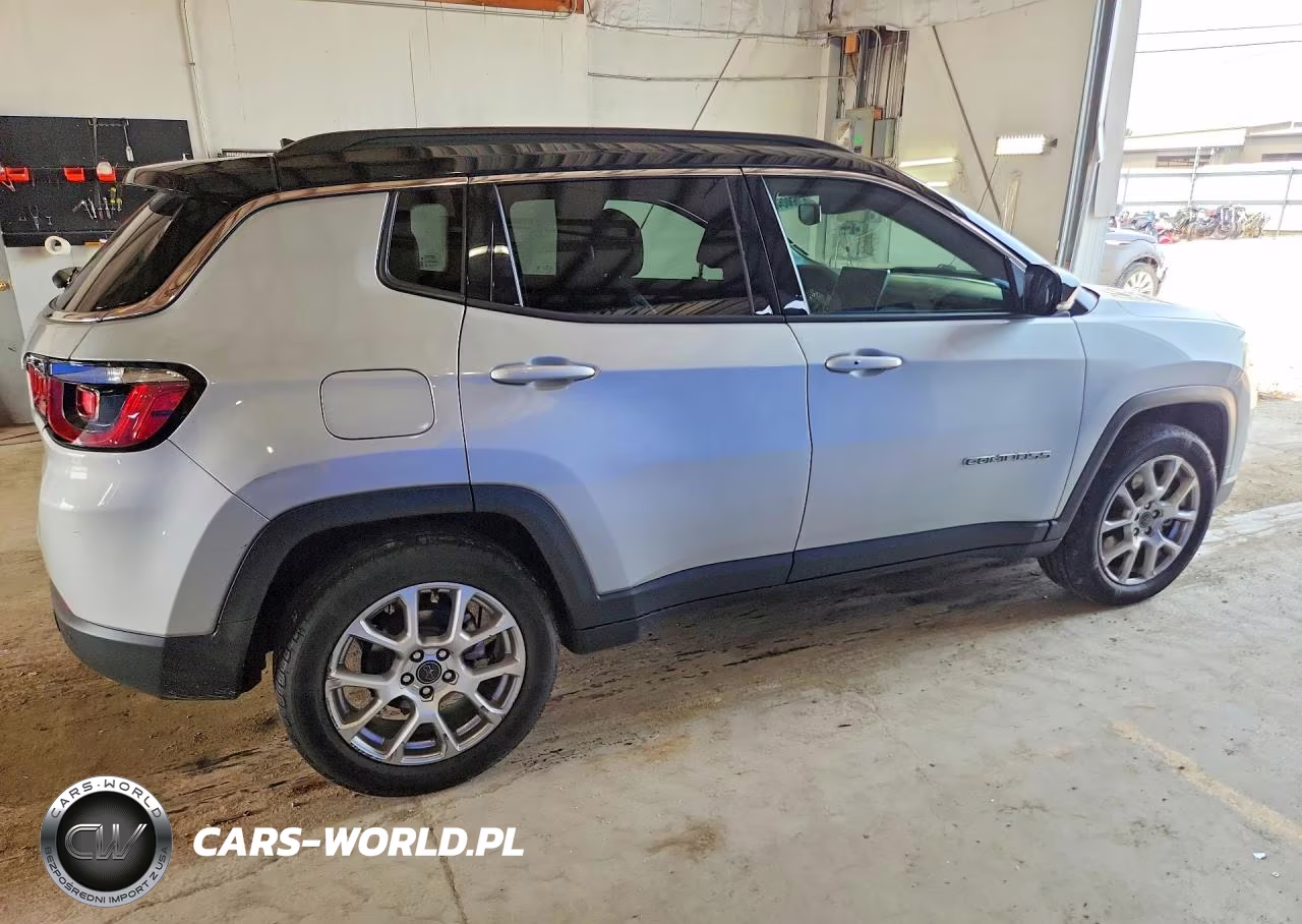 2025 Jeep Compass Limited VIN:3C4NJDCN2ST508039 - 3