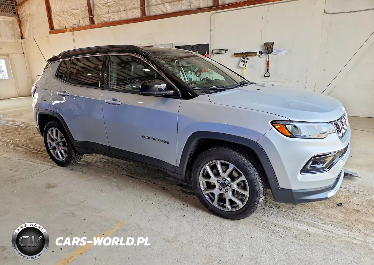 2025 Jeep Compass Limited VIN:3C4NJDCN2ST508039 - 4