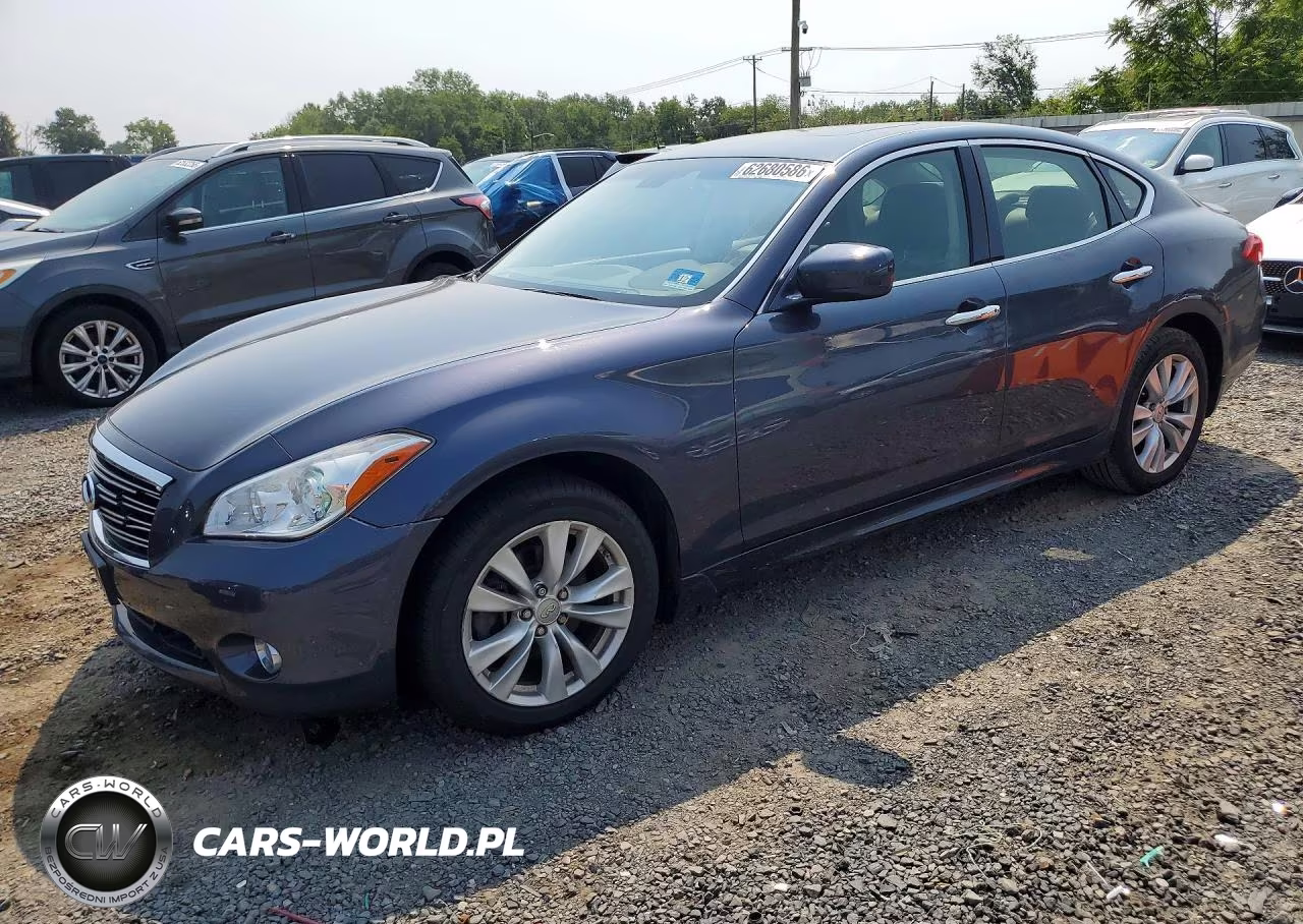 2011 Infiniti M37 X