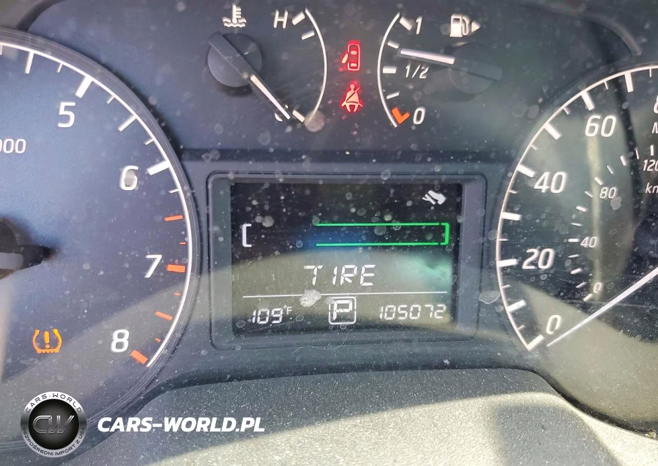 2017 Nissan Sentra S VIN:3N1AB7AP8HY218159 - 9
