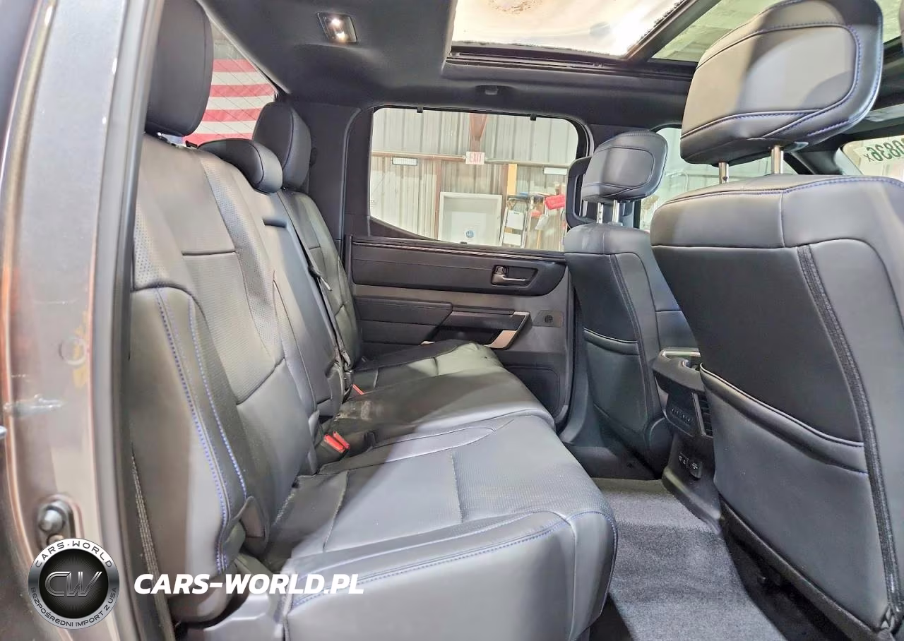 2026 Toyota Tundra Hybrid Platinum Hybrid Crewmax 5.5' Bed VIN:5TFNC5DB0TX117241 - 10