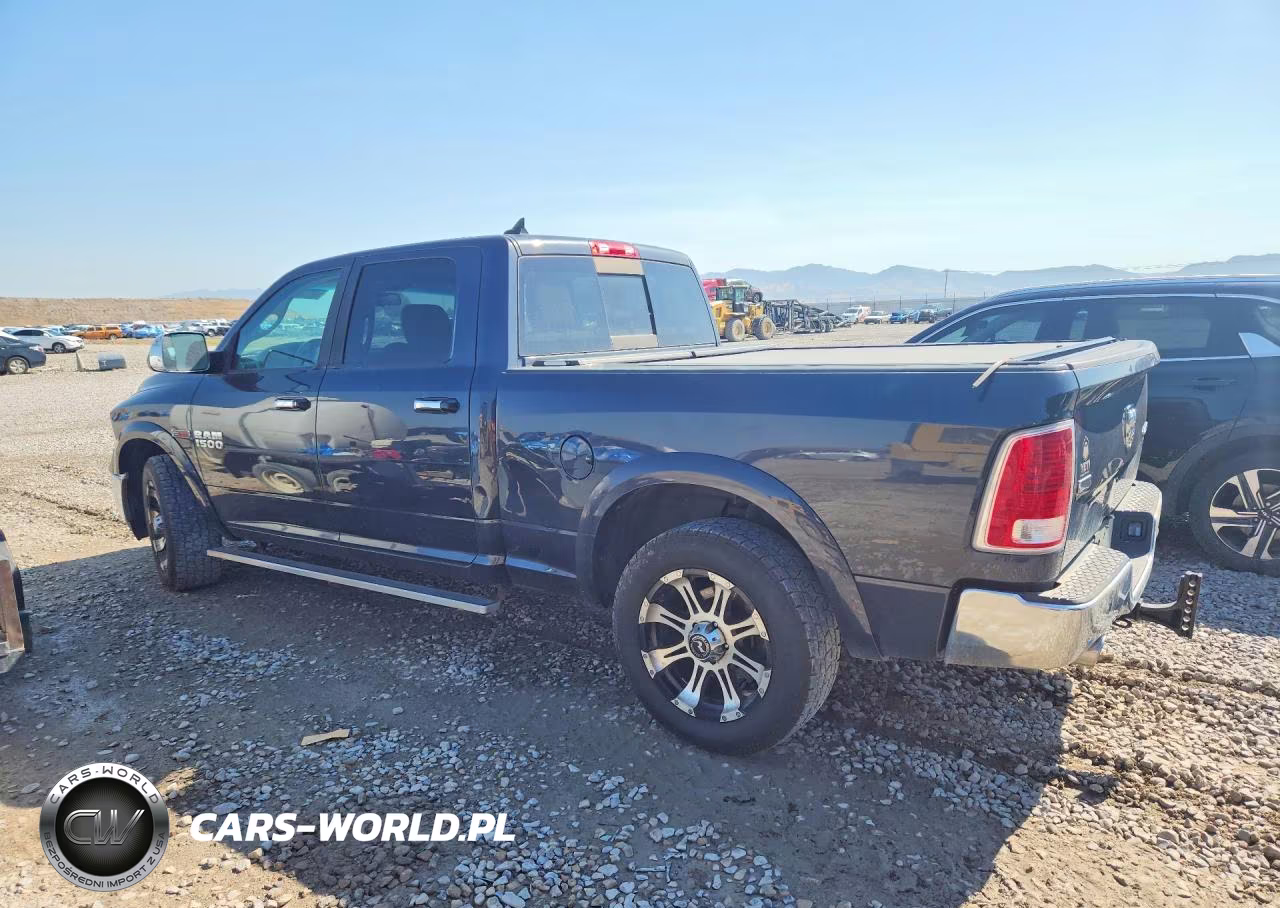 2017 Ram 1500 Laramie VIN:1C6RR7VM1HS748975 - 2