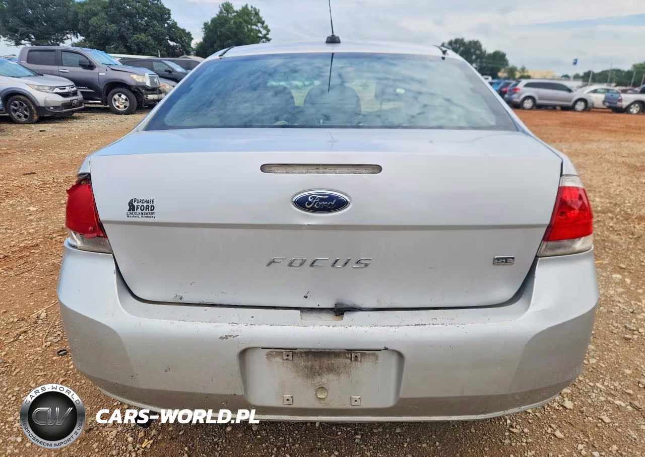 2010 Ford Focus Se VIN:1FAHP3FN1AW198529 - 6