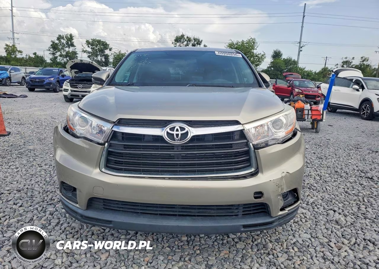 2015 Toyota Highlander Le VIN:5TDZARFH2FS009861 - 5