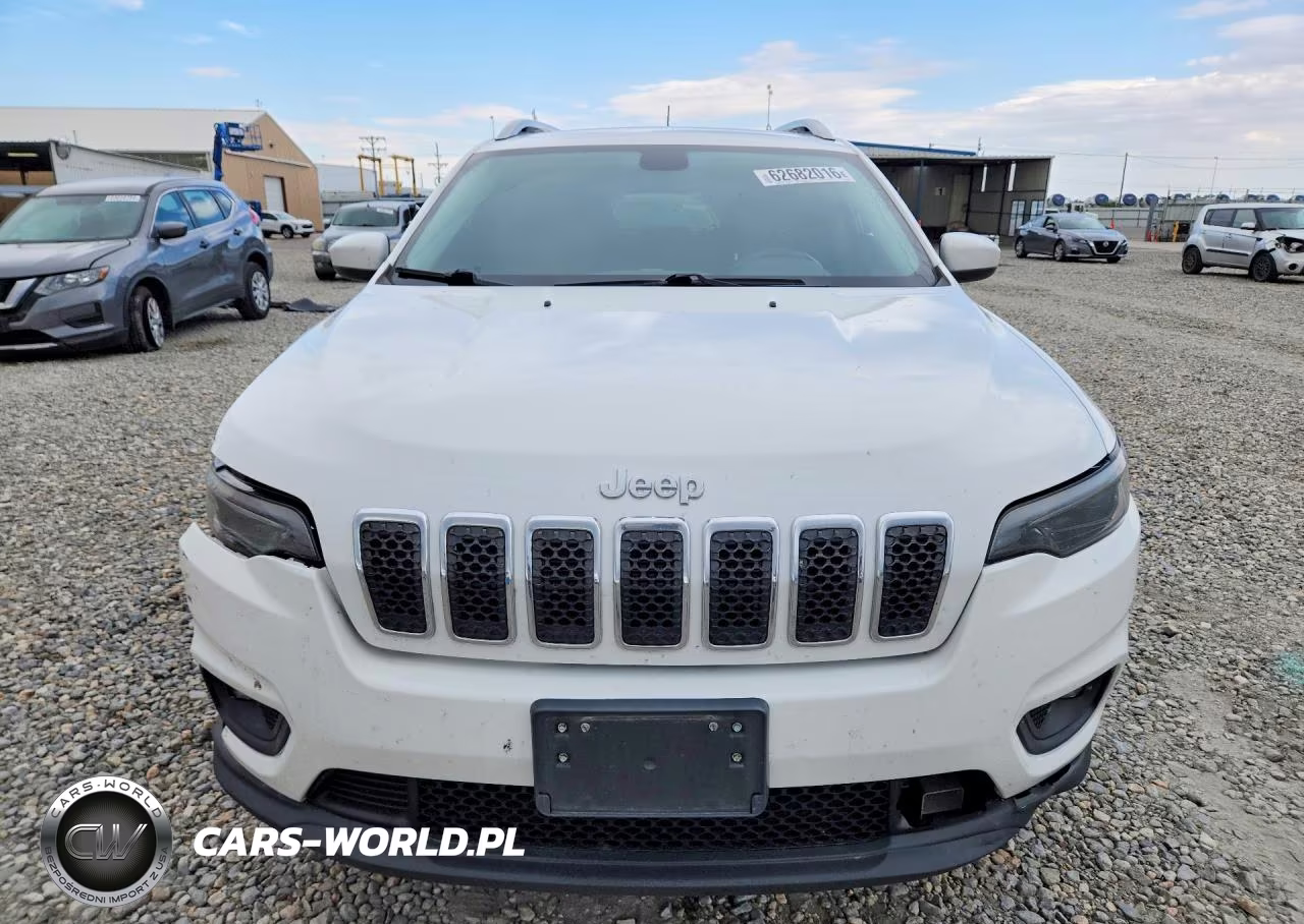 2019 Jeep Cherokee Latitude VIN:1C4PJMCX0KD281370 - 5