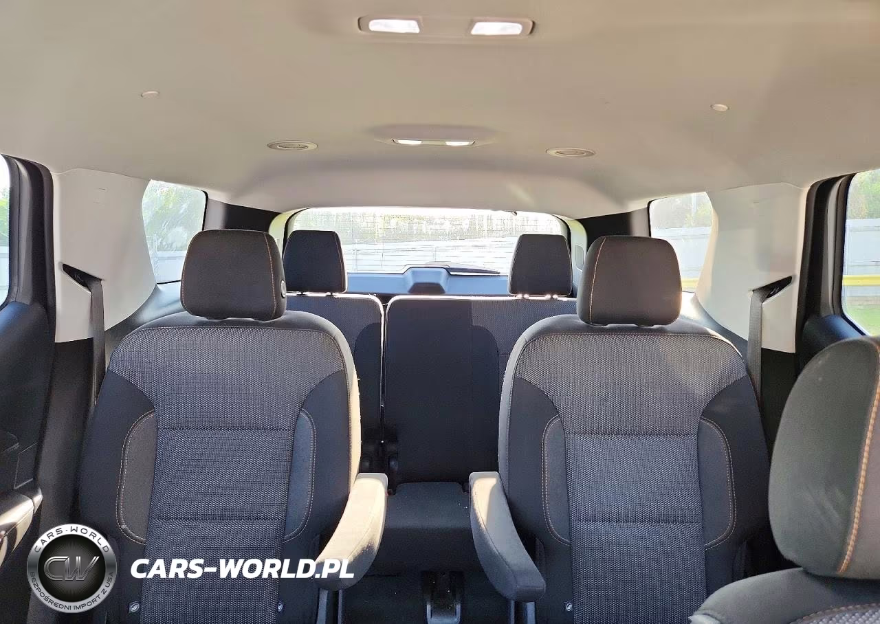 2018 Chevrolet Traverse Lt VIN:1GNERGKW1JJ232504 - 10