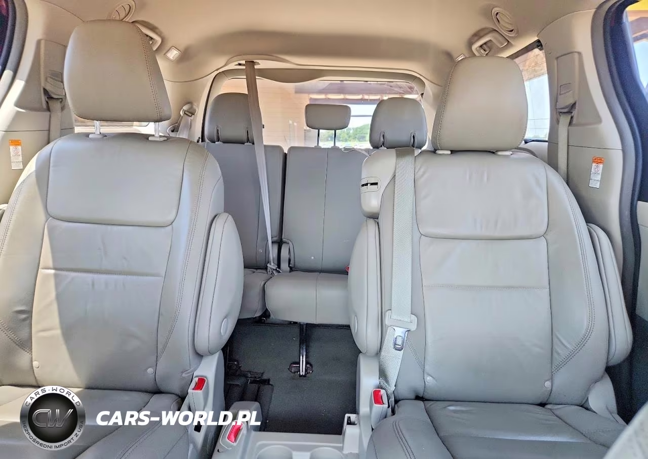 2019 Toyota Sienna Xle 8-Passenger VIN:5TDYZ3DC8KS989602 - 10