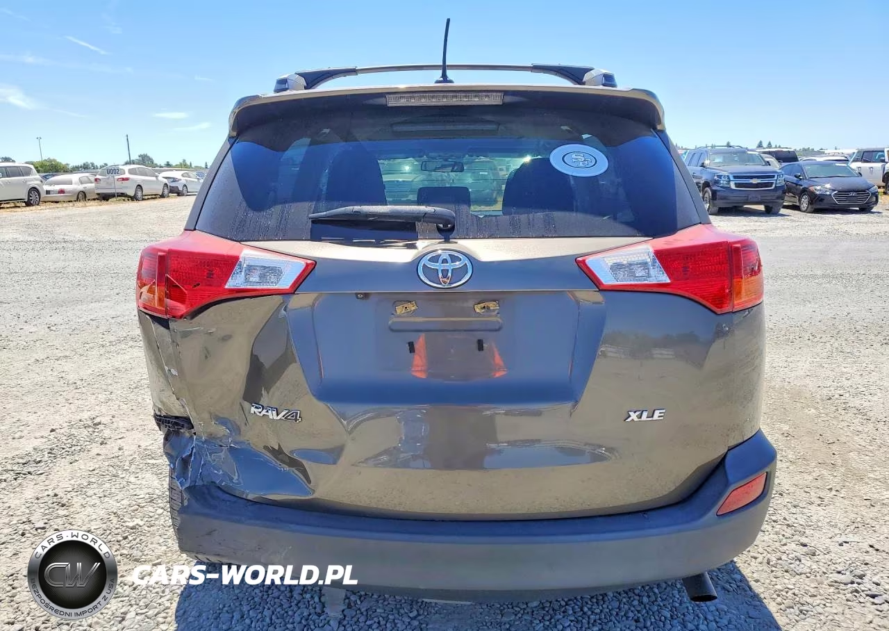 2015 Toyota Rav4 Xle VIN:2T3WFREV8FW174954 - 6