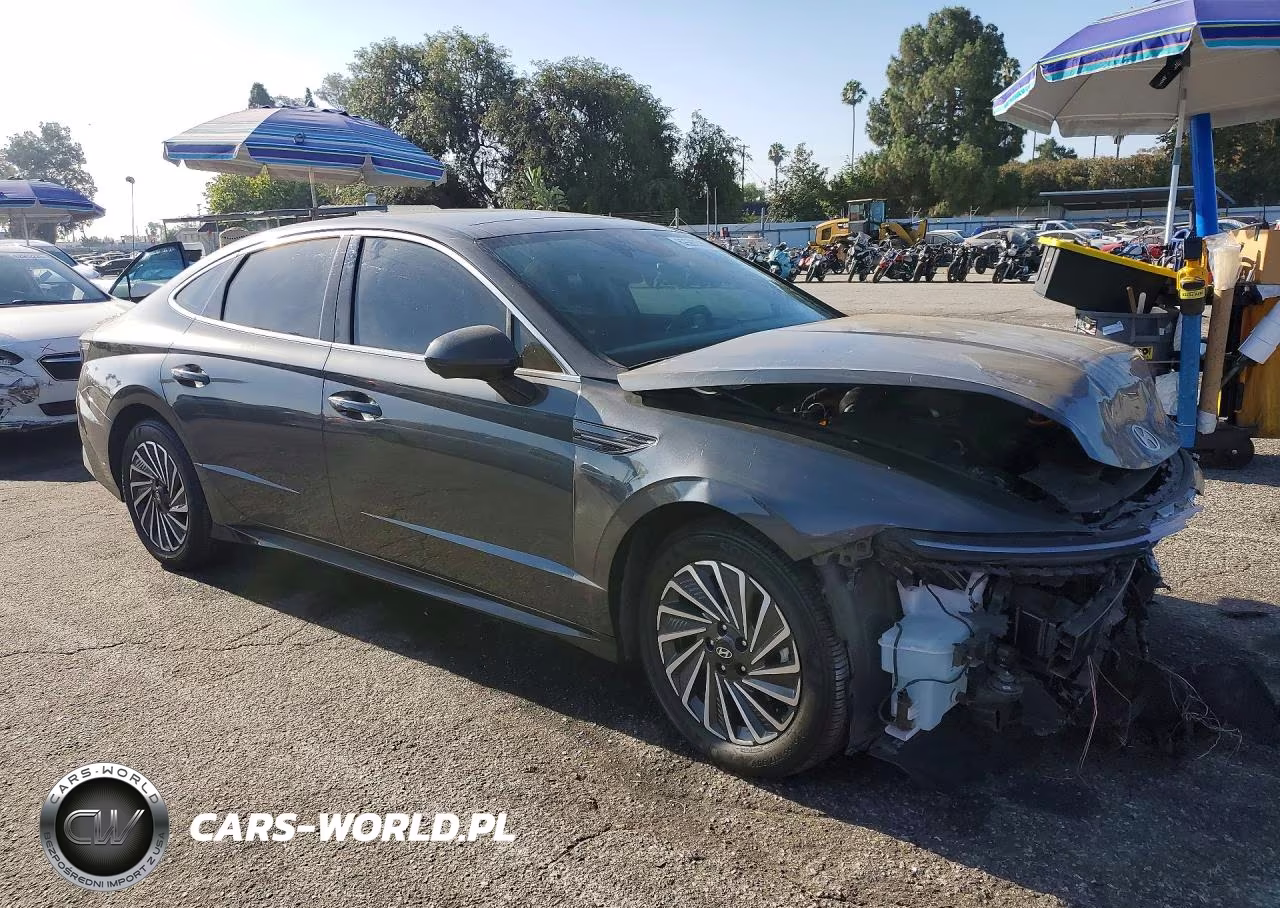 2024 Hyundai Sonata Hybrid Limited VIN:KMHL54JJ5RA093579 - 4