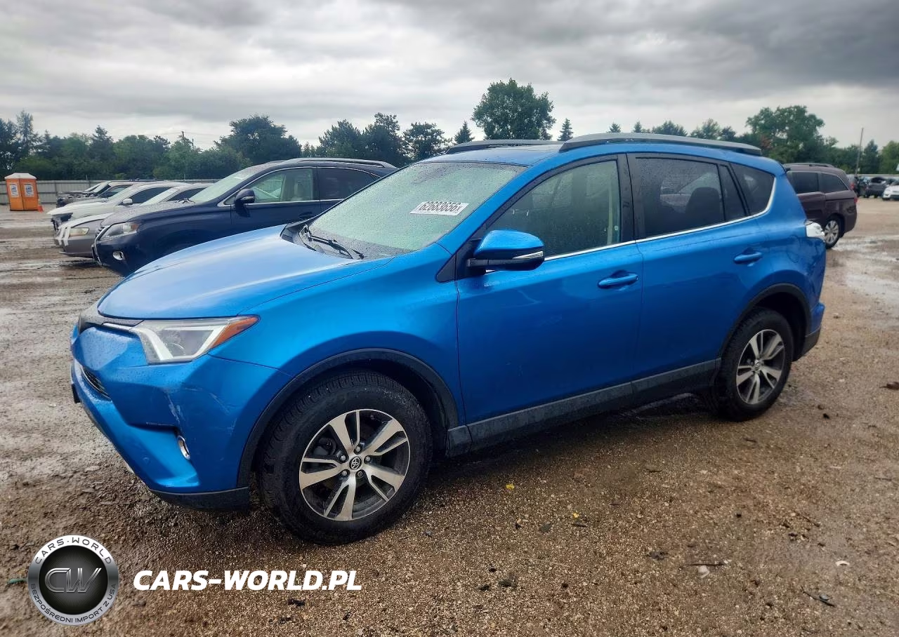 2018 Toyota Rav4 Xle VIN:JTMRFREV7JJ723127 - 1
