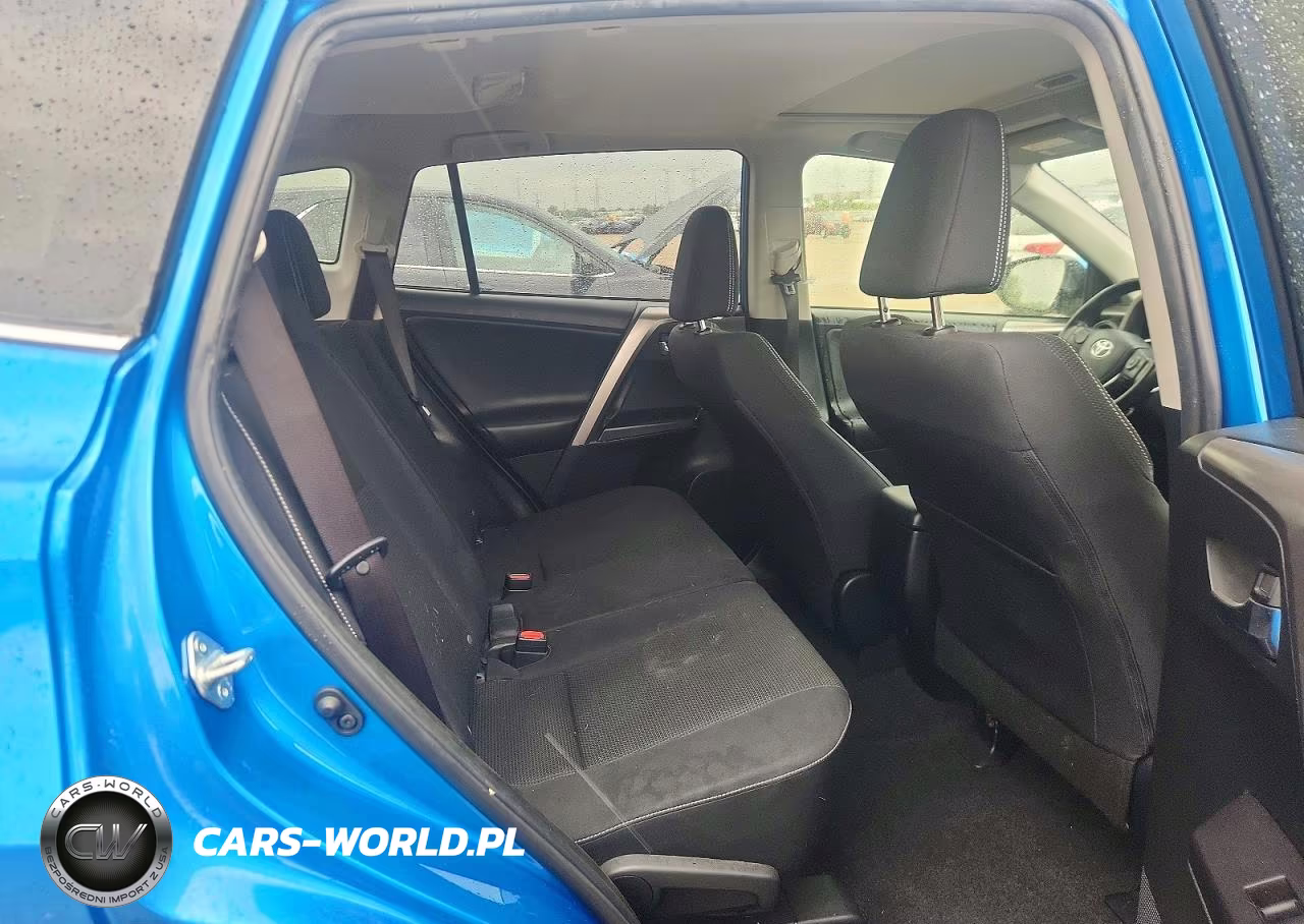 2018 Toyota Rav4 Xle VIN:JTMRFREV7JJ723127 - 10