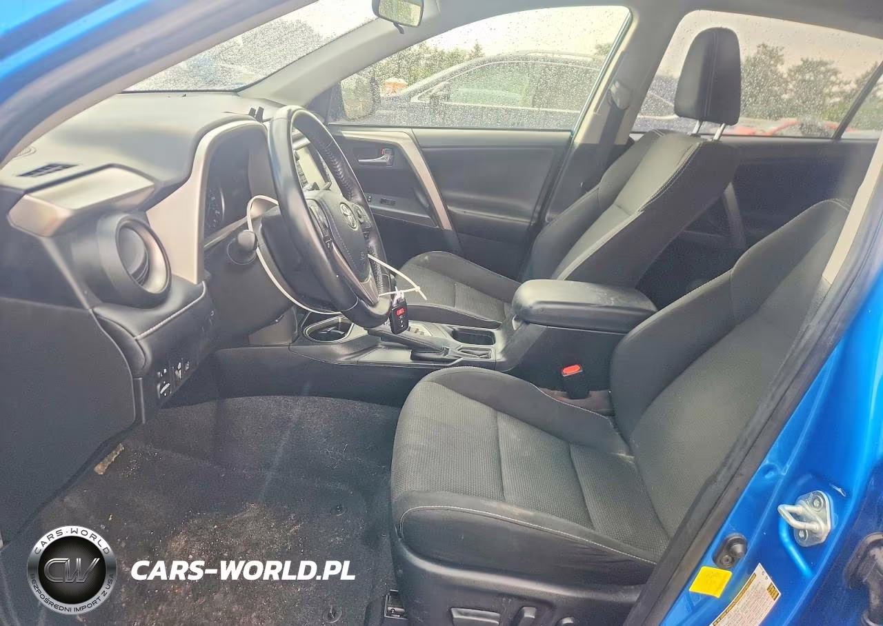 2018 Toyota Rav4 Xle VIN:JTMRFREV7JJ723127 - 7